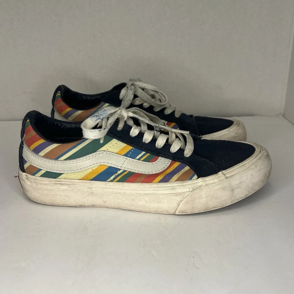 Vans authentic old